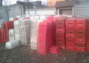 Прием отходов пластика. Куплю отходы пластика . ПП, ПНД, ПВД . Ведра пищевые, ящики (хлебные,молочные ), поддоны цветные , блоки дорожные